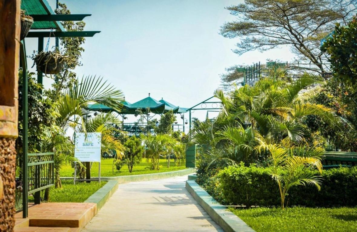 Country Lake Resort Garuga Entebbe Exterior photo