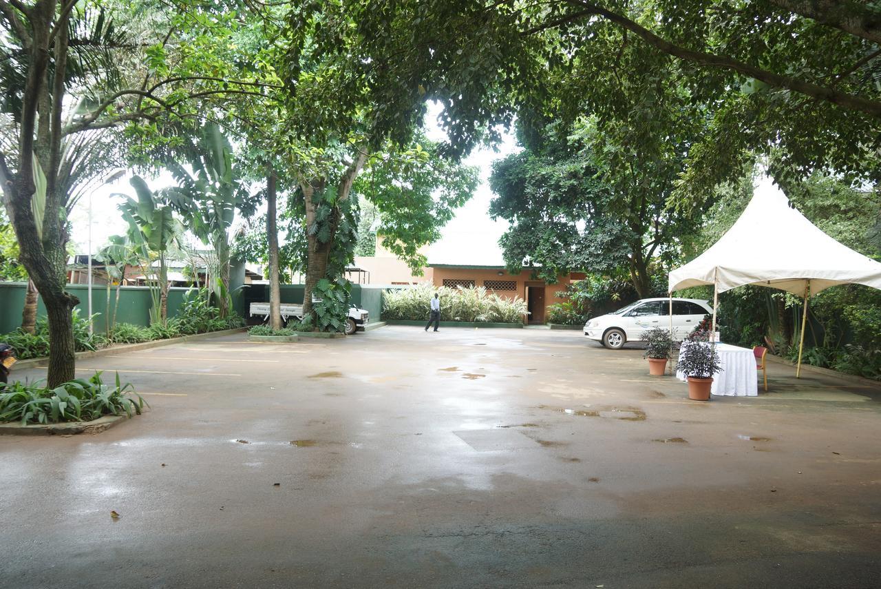 Country Lake Resort Garuga Entebbe Exterior photo