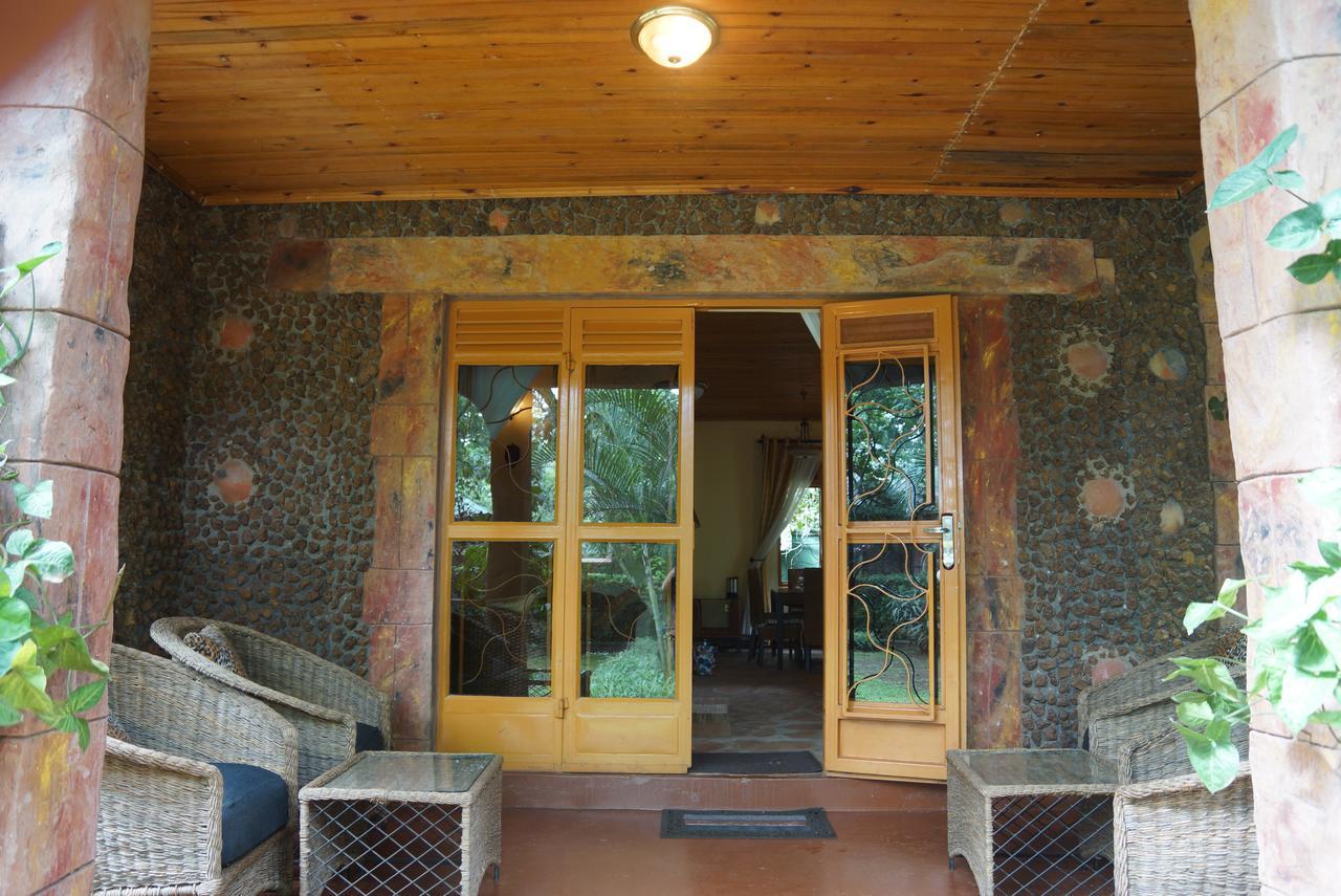 Country Lake Resort Garuga Entebbe Exterior photo